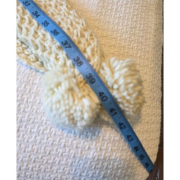 Hand-Knit Cream with Gold Threading Pom-Pom Hat & Skinny Scarf Set - Picture 3 of 4